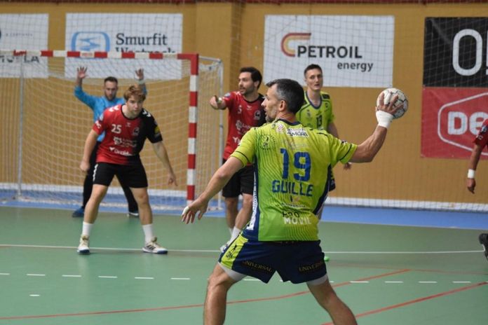 El Balonmano Zamora se queda sin premio ante Sant Cugat y seguirá un ...