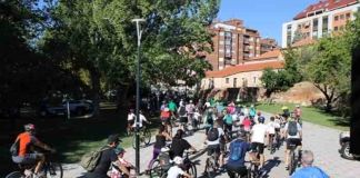 Medio millar de zamoranos abarrotan las calles en el Día de la Bici