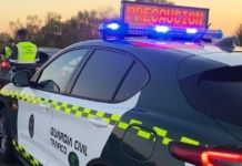 Investigado un menor de edad por conducir careciendo de permiso de conducción y su padre como cooperador del delito