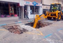 El Ayuntamiento inicia la ejecución de una nueva isla de contenedores soterrados en la calle del Riego