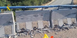Investigan a un conductor que huyó tras dejar varios bloques de hormigón de más de 500 kilos a punto de caer sobre una carretera de Zamora