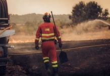 40 bomberos forestales de Bosnia se suman a los trabajos de extinción en Fermoselle