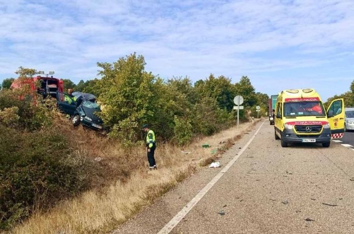 La mujer fallecida en un accidente entre un turismo y un camión en la N ...