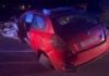 Los bomberos rescatan a un conductor atrapado tras sufrir un accidente en Villar del Buey