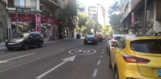 Las obras de reparación de aceras en la calle Víctor Gallego obligarán a cortar parte de la vía peatonal desde este miércoles