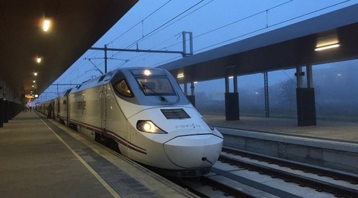 Renfe desmiente al Ayuntamiento de Zamora y niega la viabilidad técnica y operativa del ‘tren madrugador’ a Madrid