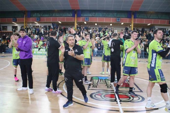 El Balonmano Zamora regresa a la senda del triunfo ante el José Mari ...