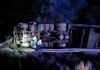 Un camionero de unos 60 años herido y atrapado tras una salida de vía en la N-631 a su paso por Rionegro del Puente