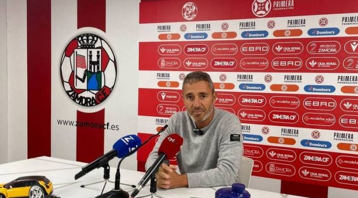 Óscar Cano mantiene intacta la ambición del Zamora CF tras la marcha de Jaime Sancho: «Tenemos jugadores para ganarle a cualquiera»