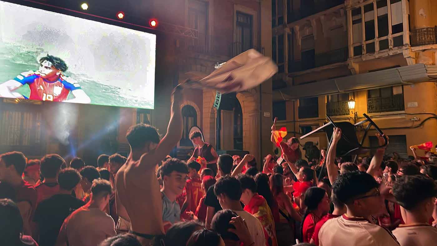 celebracion mundial pantalla plaza mayor