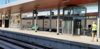 Los usuarios de la alta velocidad en Zamora vuelven a sufrir retrasos y exigen la puesta en marcha de un «tren madrugador»
