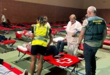 El incendio de Fermoselle obliga a evacuar ya a un millar de vecinos y mantiene en alerta a Sayago