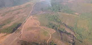 La reactivación del frente activo en Portugal amenaza con extender de nuevo el fuego a Zamora y complica la extinción en Hermisende