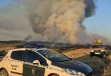 El operativo del incendio de Fermoselle extrema la vigilancia en los puntos críticos para evitar reproducciones por la tarde