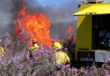 El incendio de Hermisende obliga a la evacuación preventiva de San Ciprián y Castromil
