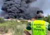 El Ayuntamiento de Zamora moviliza a bomberos fuera de servicio por la gravedad del incendio declarado en Roales del Pan