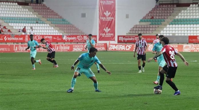 El Zamora CF tropieza ante la UD Logroñés en el Ruta de la Plata (1-2)